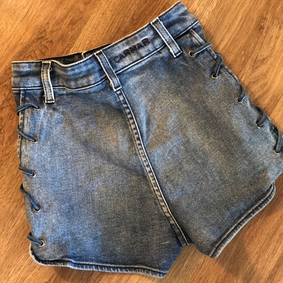 Carmar high waist laced up jean shorts - Picture 3 of 6